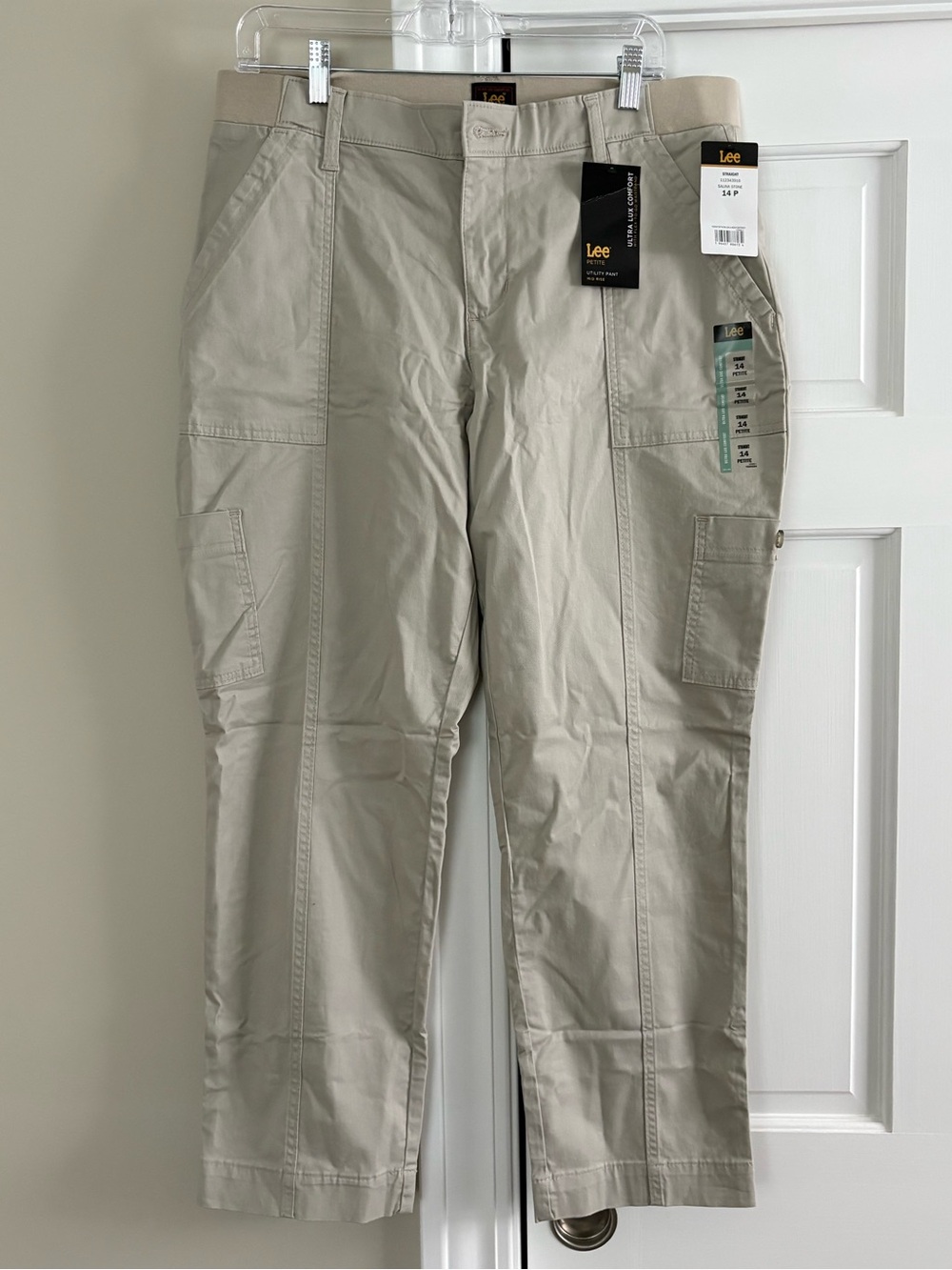 Lee Women's Khaki/Taupe Capris with Cargo Pockets